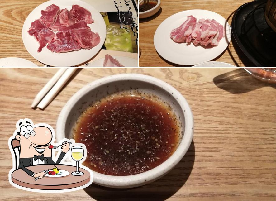 焼肉じゅうじゅう
