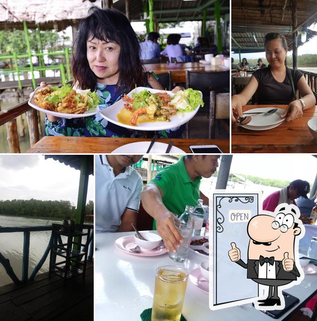 Akhu Seafood Restaurant