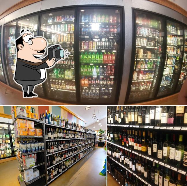 Wee Winks Market & Deli