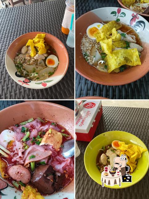ก๋วยเตี๋ยวต้มยำสูตรมะนาว (บางวัว)