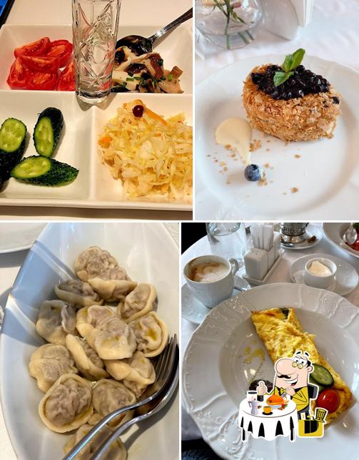 Еда в "Гранде Кафе Dr. Живаго"