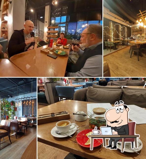 Посмотрите на внутренний интерьер "Ресторана Italica"