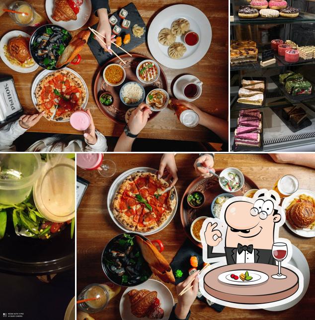 Еда в "Гастромаркете Рынок на Студеной"