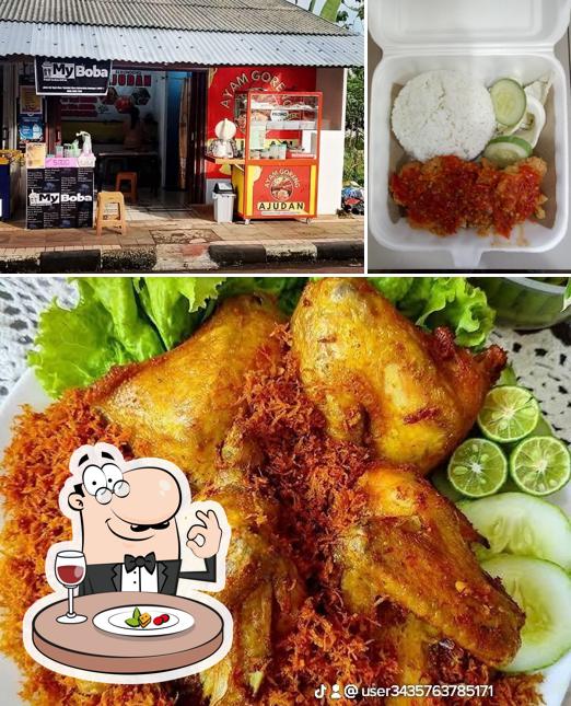 AYAM GORENG AJUDAN