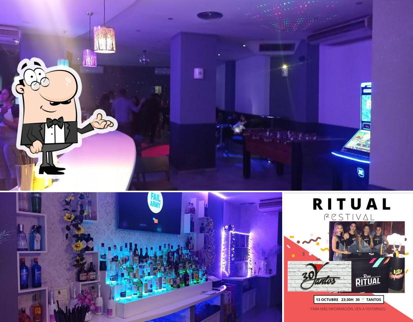 Pub 30 Y Tantos