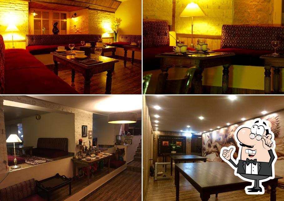 Old Hotel's Coffee Shop کافه تریا هتل قدیم رامسر