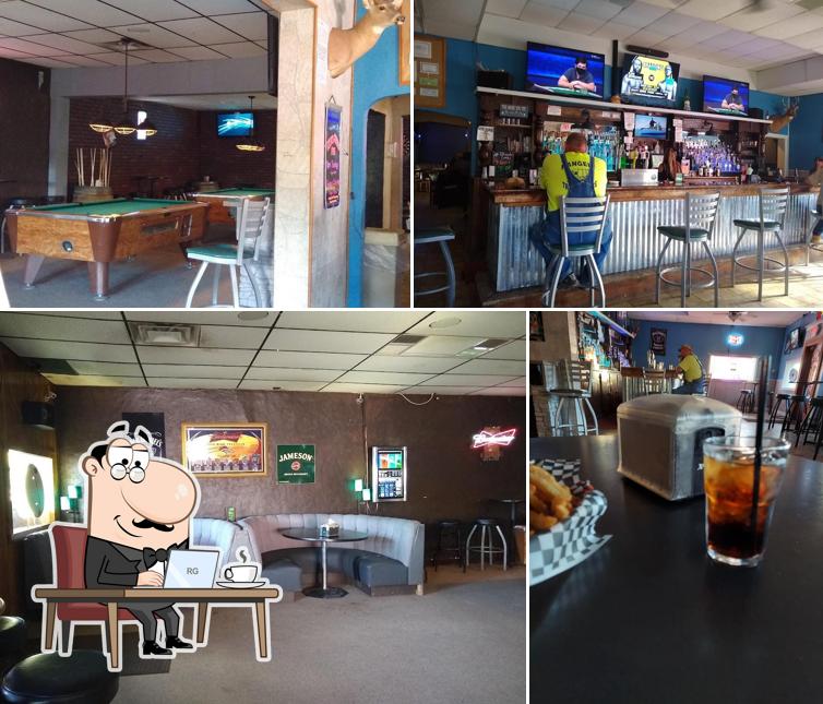 Main Street Pub