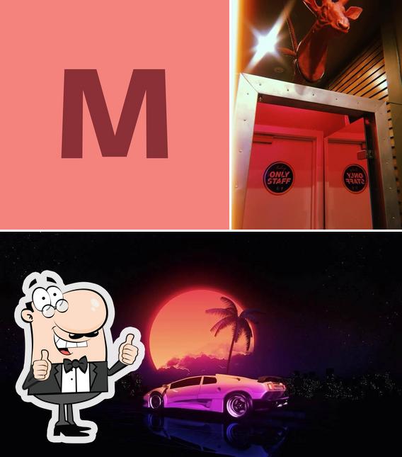 Moveton Bar