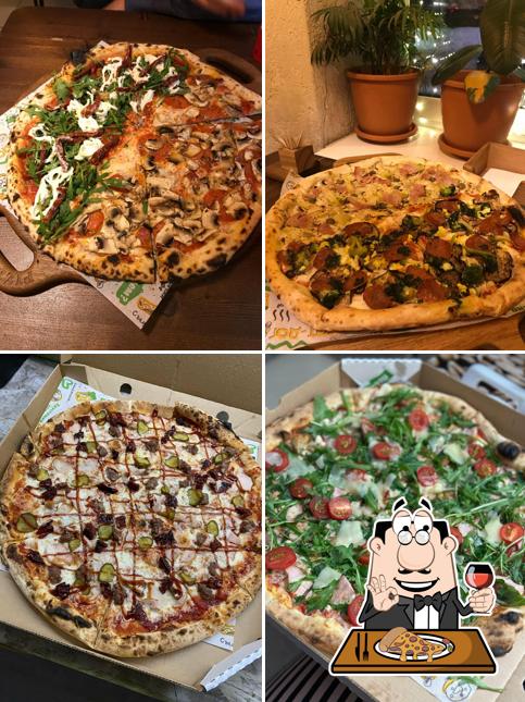 В "Pizza Napoli" вы можете отведать пиццу
