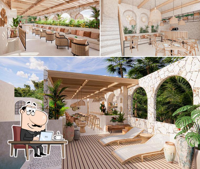 Ciao Pizza & Rooftop Bar