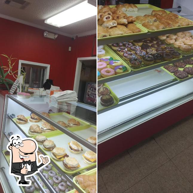 Olney's Donuts