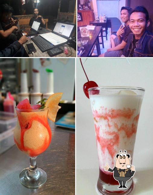 Star Coffee Shop