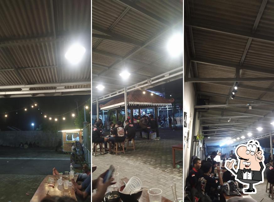 Kedai kopi tarkam