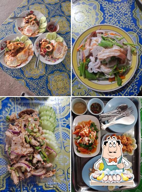 ร้านกินข้าวบ้านยาย
