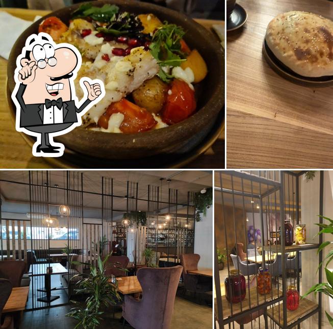 Посмотрите на внутренний интерьер "Маяк"