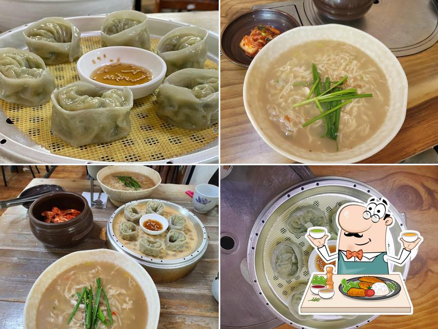 Grandmother Sun's Handmade Kalguksu