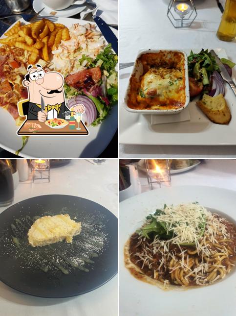 Four Seasons café and bistro