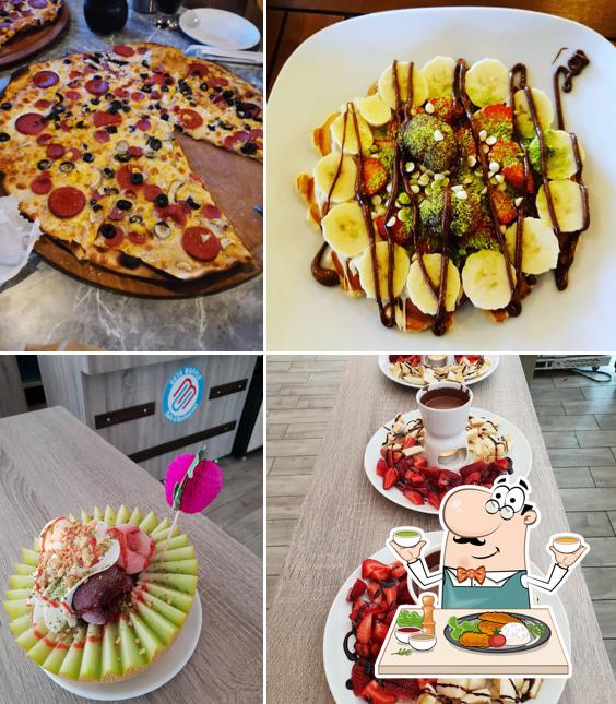 Usta Waffle Cafe Restaurant