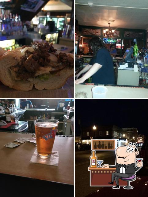 John's Grille