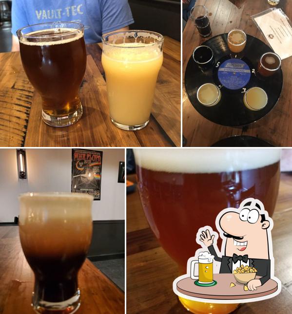 Track 3 Microbrewery & Coffee House