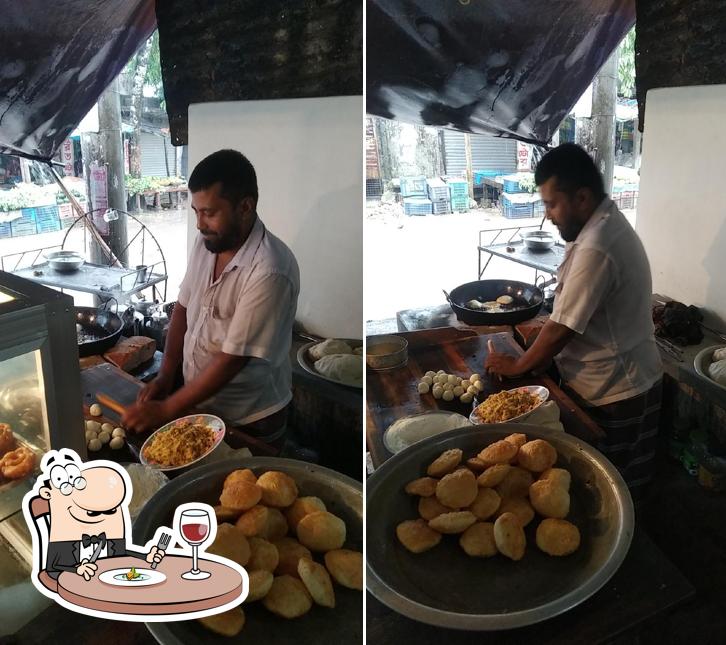মোস্তাকের হোটেল