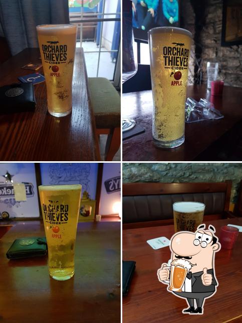 Barry's Bar