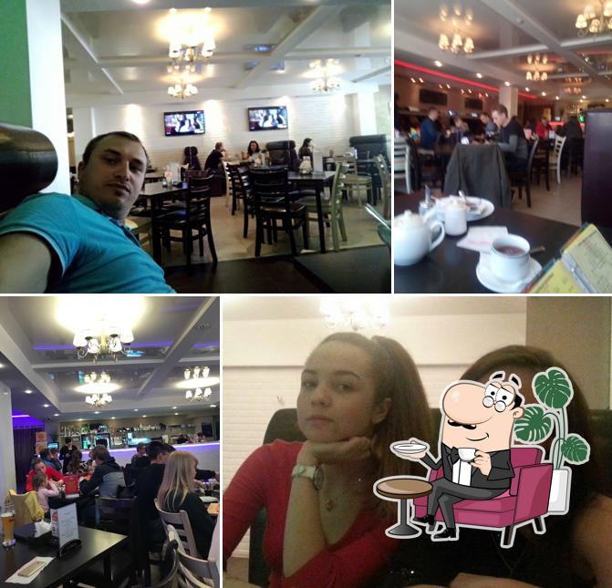 Посмотрите на внутренний интерьер "Академии"