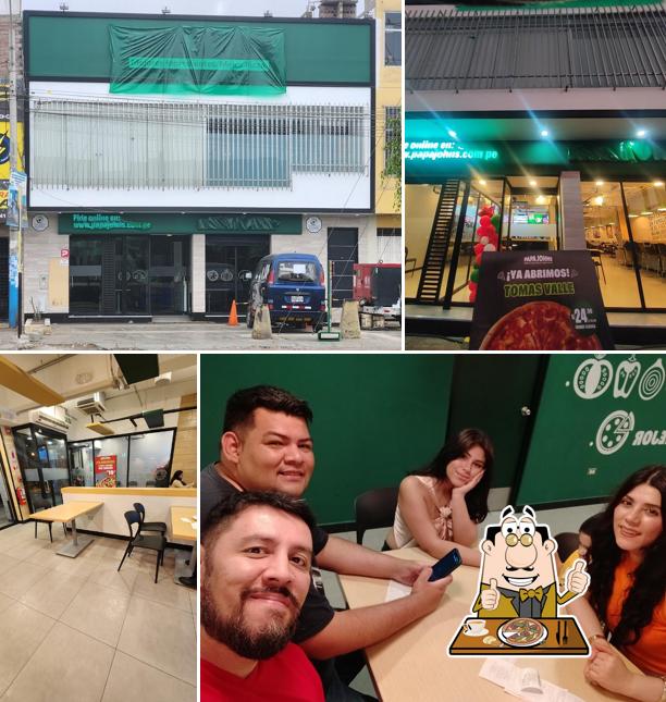 Papa John's Tomás Valle