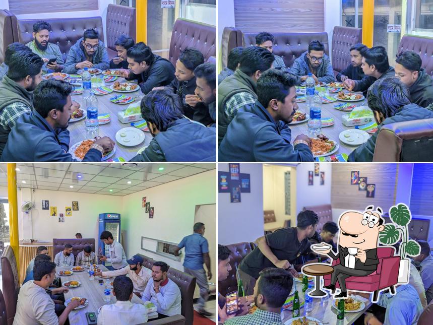 FOOD MOHOL