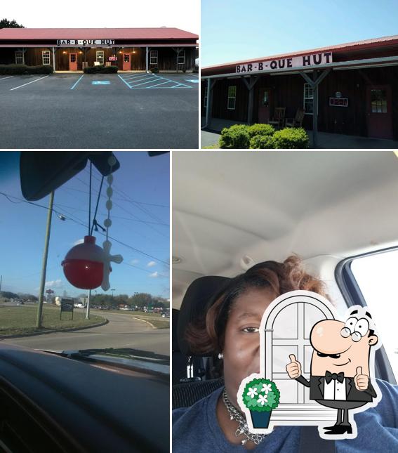Bar-B-Que Hut