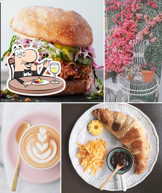 Paisley Gray Café