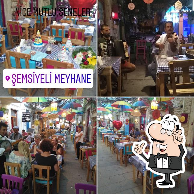 Şemsiyeli Meyhane