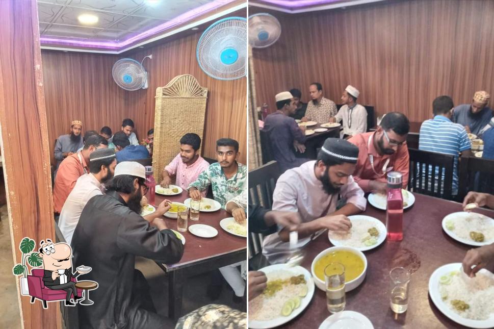 ব্লাকবেরী থাই চাইনিজ ও রেস্টুরেন্ট, কলাপাড়া।
