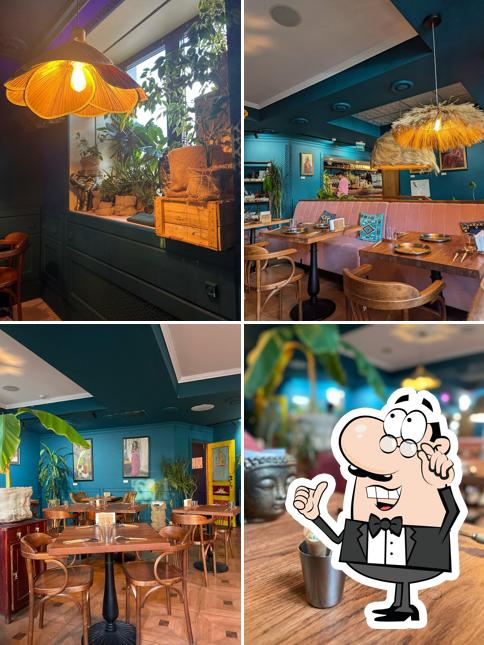 Посмотрите на внутренний интерьер "Тхали и карри"