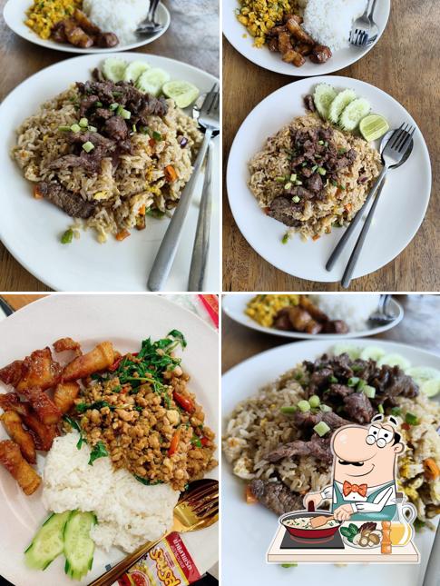 ร้านเบนซ์อ้วนสามชั้นทอดเงาแว๊ปๆ(Benz Auan Restaurant)