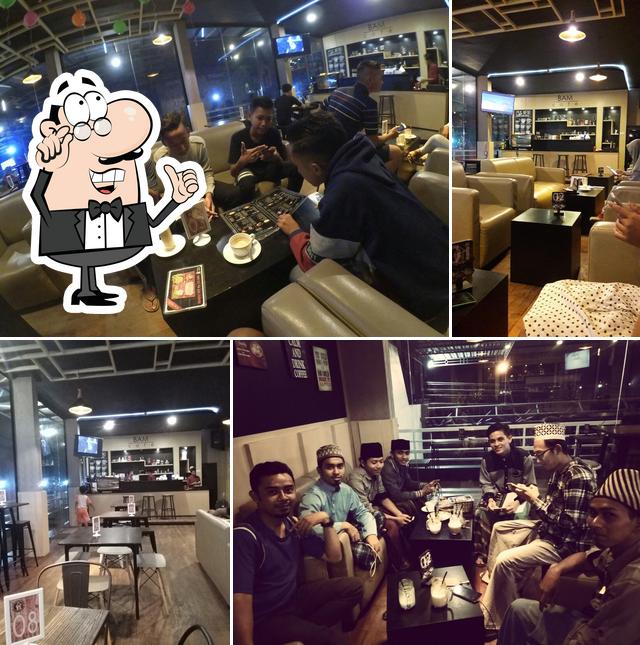 RUMAH NGOPI / BAM CAFE
