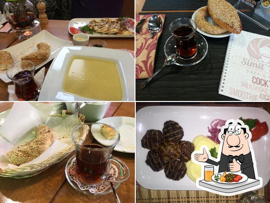 Еда в "Симите Хауз"