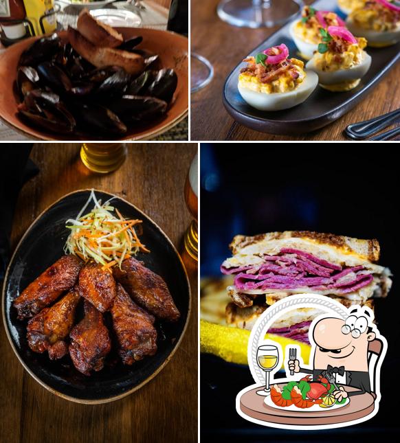 Tysons Social Tavern