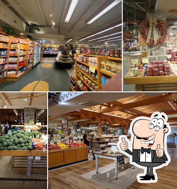 Atkins Farms Country Market