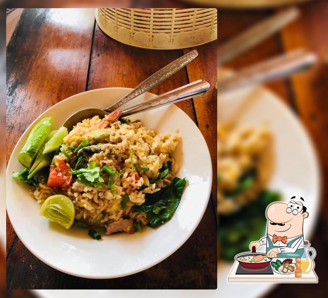 ร้านอำพรก๋วยเตี๋ยวหมู ทองโข