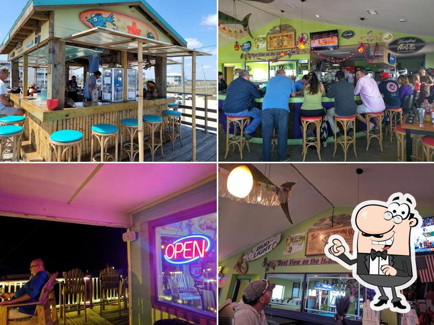 High Tide Lounge & Tiki Bar