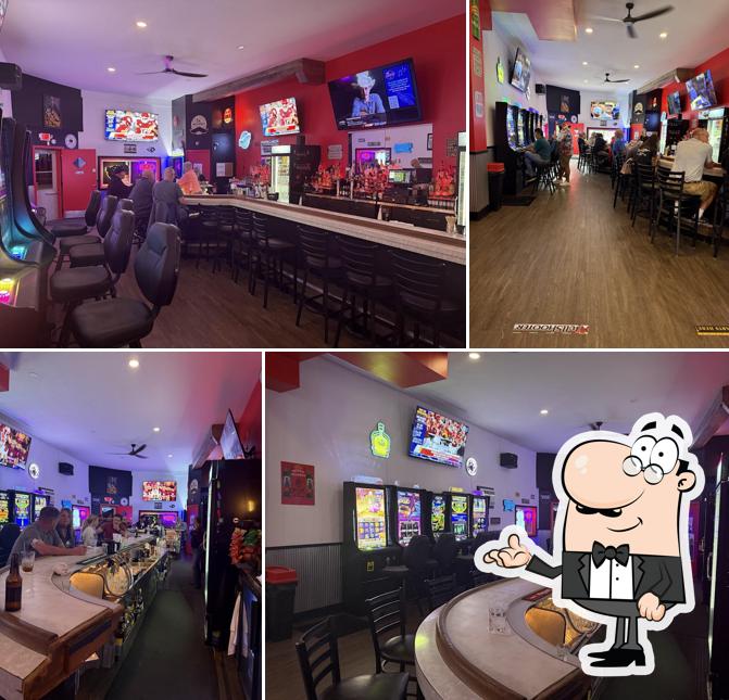 Quinn's Saloon on Swift