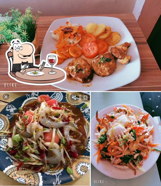ร้านนั่งเล่น​