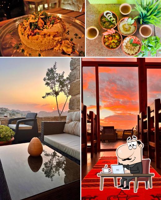 Petra Rooftop Restaurant & Cafe