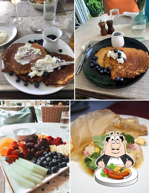 Essensia Restaurant at The Palms Hotel & Spa