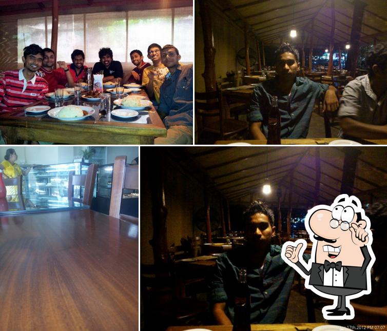 Royal Garden Mall Coffee Shop