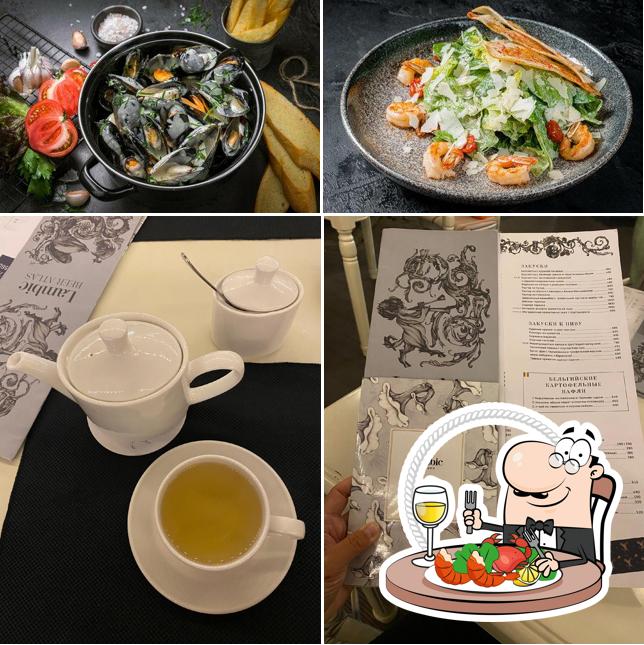 В "Brasserie Lambic" вы можете заказать разные блюда с морепродуктами