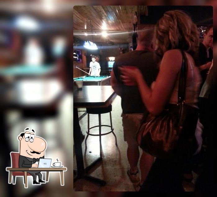 Flume Creek Bar & Grill