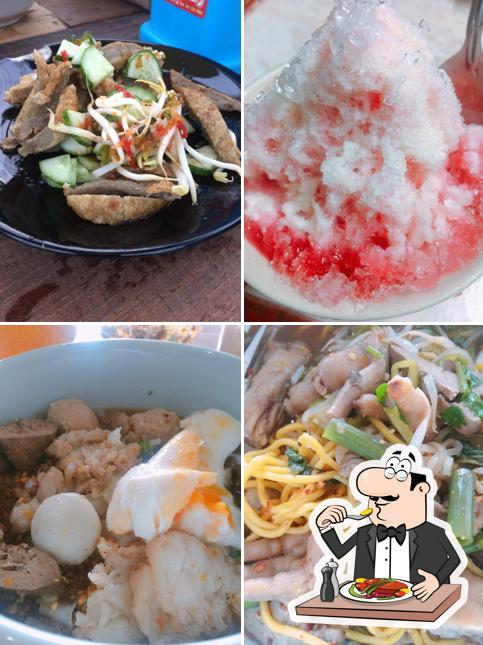 กิน-กัน-จัง ก๋วยเตี๋ยวไก่ 10บาท