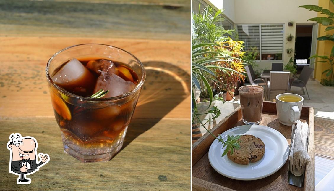 Agua Santa Café